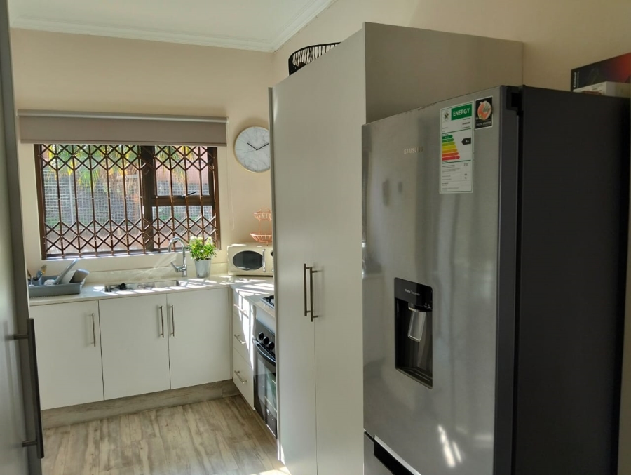 To Let 1 Bedroom Property for Rent in Myezo Park Eastern Cape
